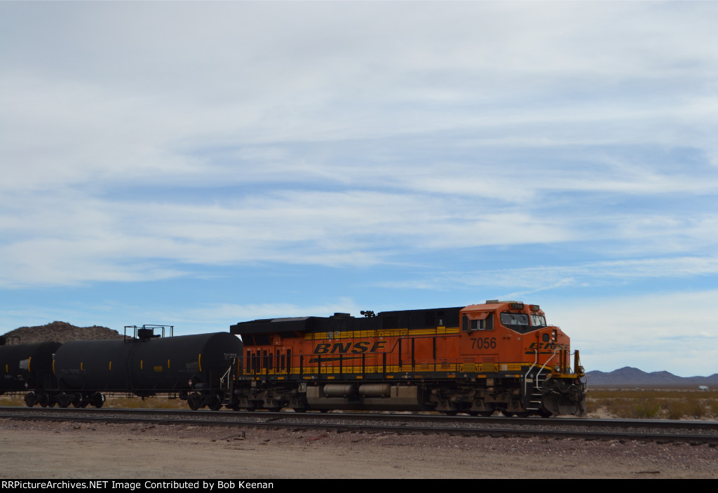 BNSF 7056